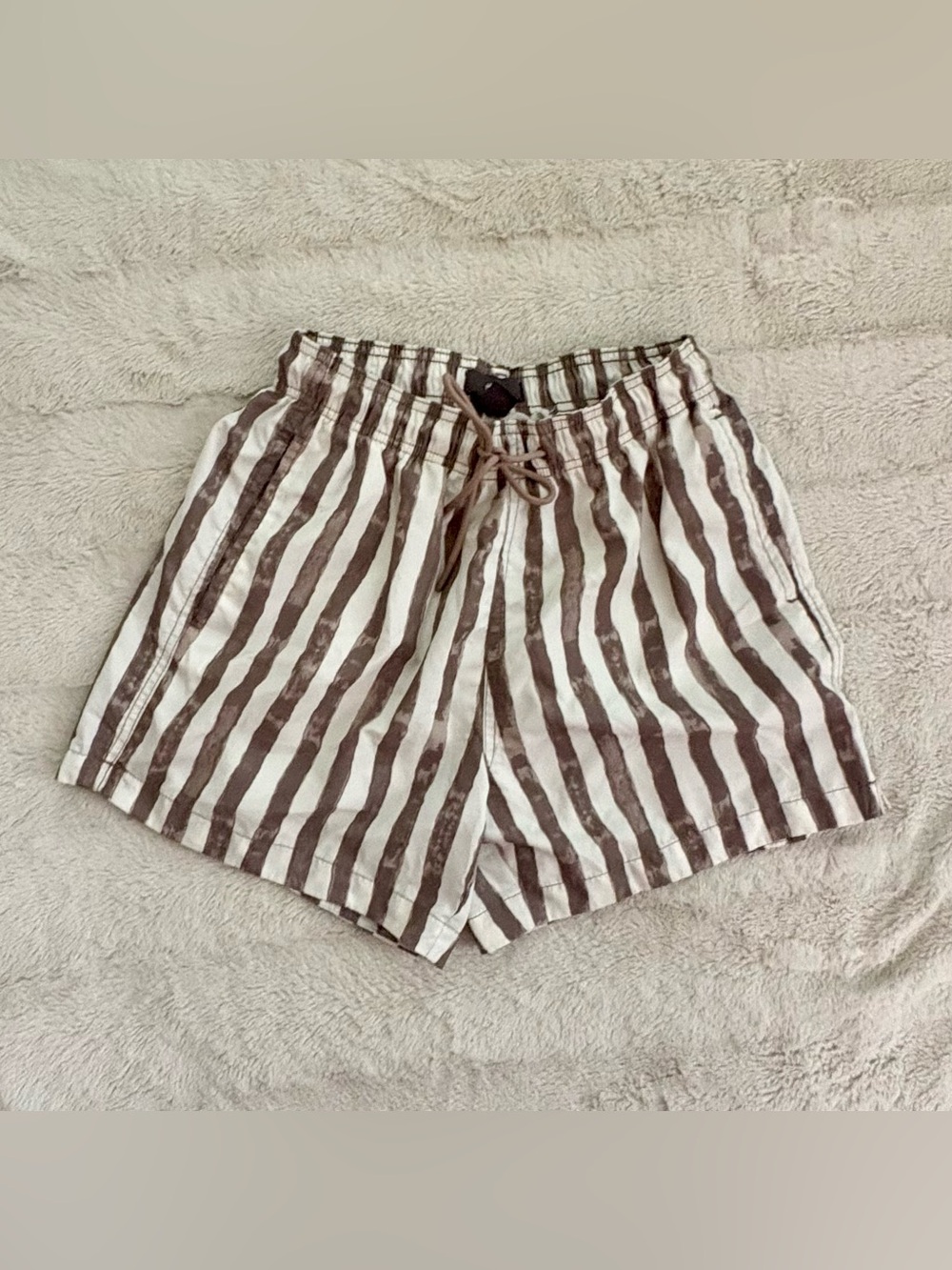 H&M / men’s swim shorts / NWOT / size small